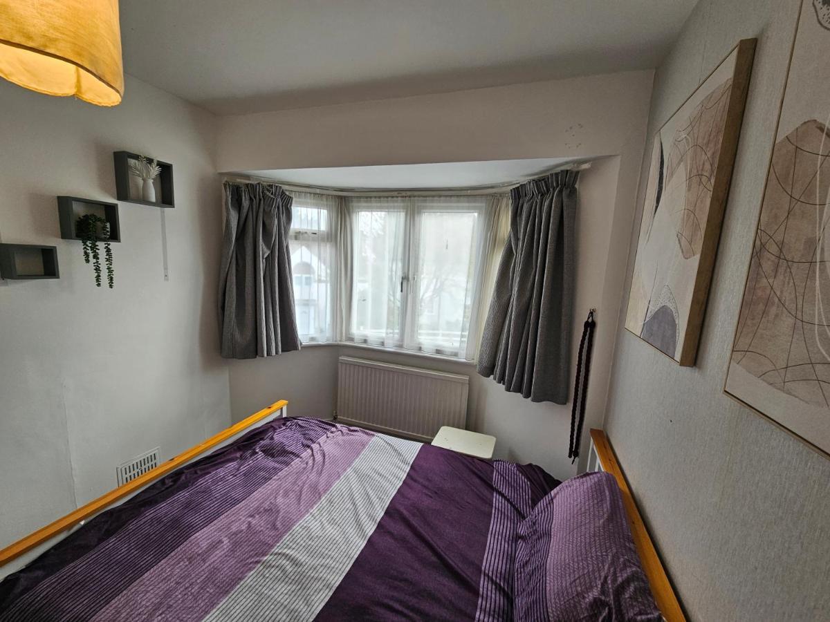 Large 4 Bedrooms Golders Green Londres Extérieur photo