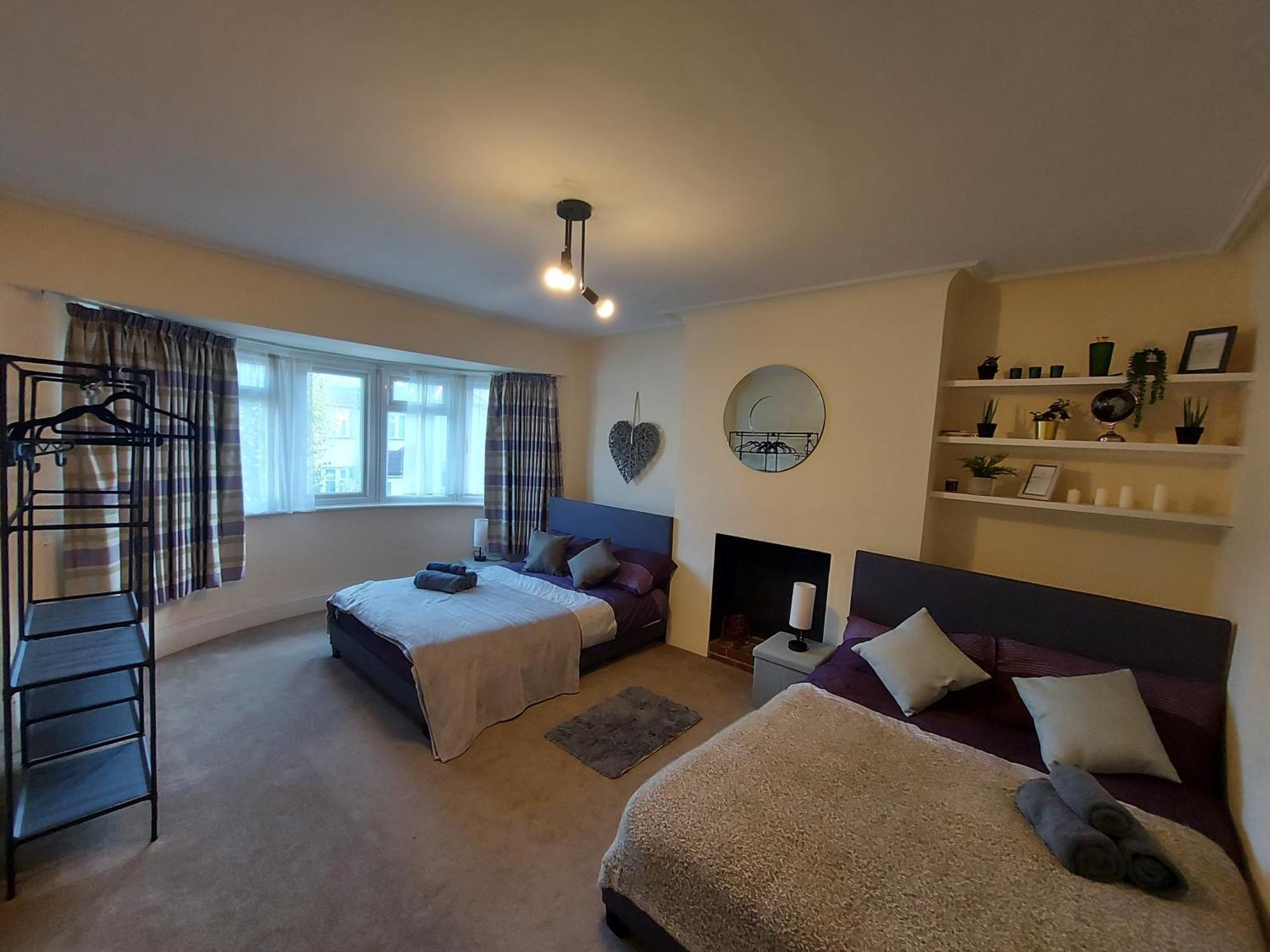 Large 4 Bedrooms Golders Green Londres Extérieur photo